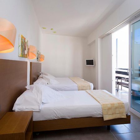 Es Mitjorn Hotel سان أنطونيو المظهر الخارجي الصورة