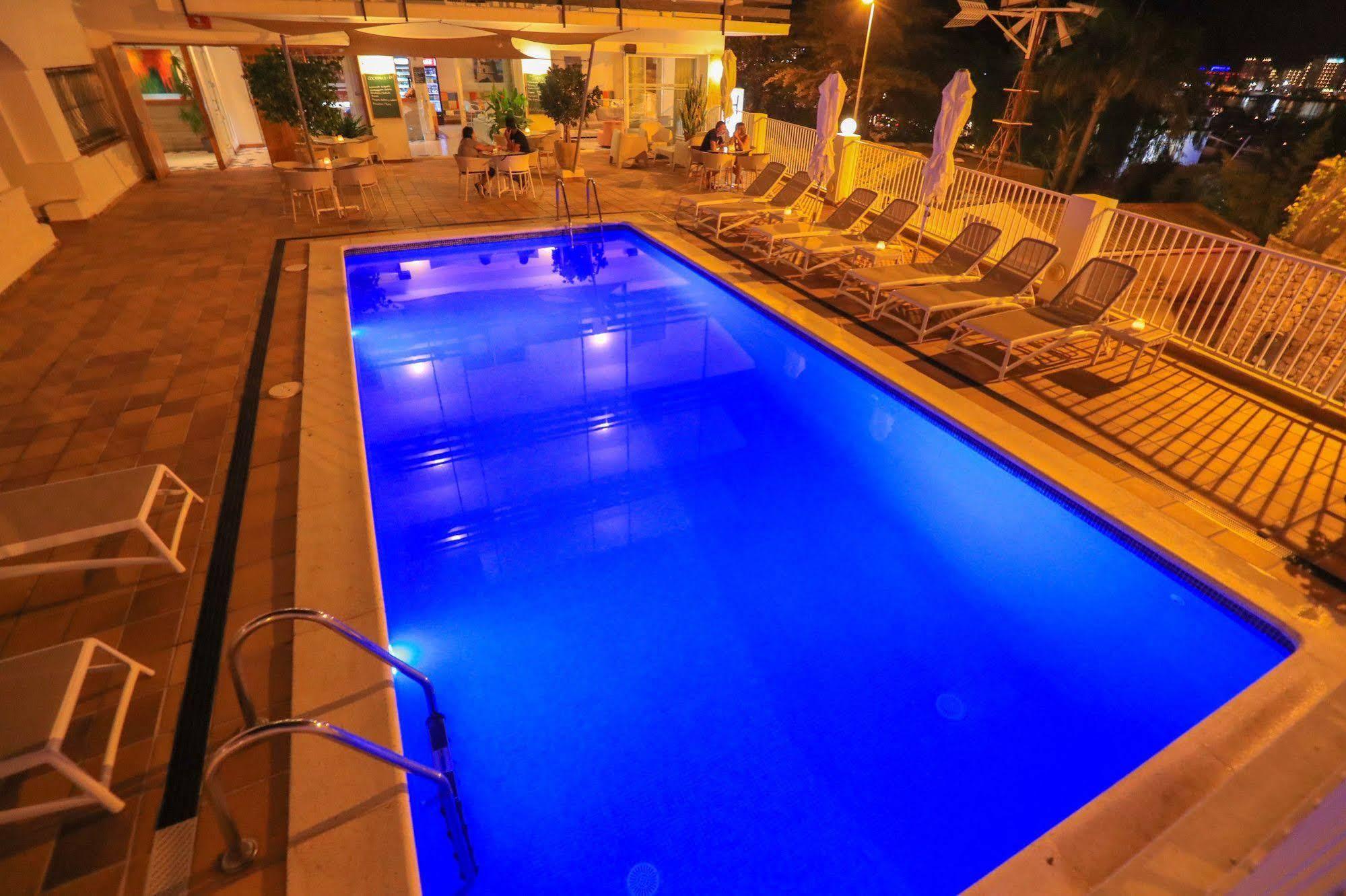 Es Mitjorn Hotel سان أنطونيو المظهر الخارجي الصورة