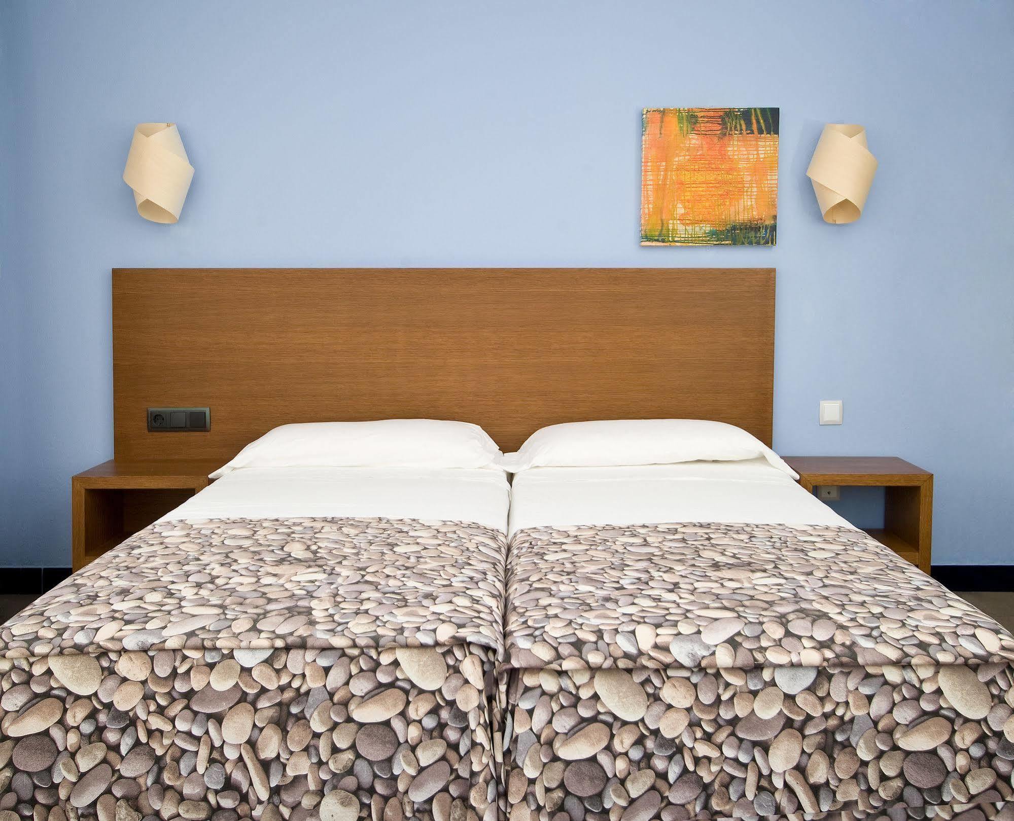 Es Mitjorn Hotel سان أنطونيو المظهر الخارجي الصورة