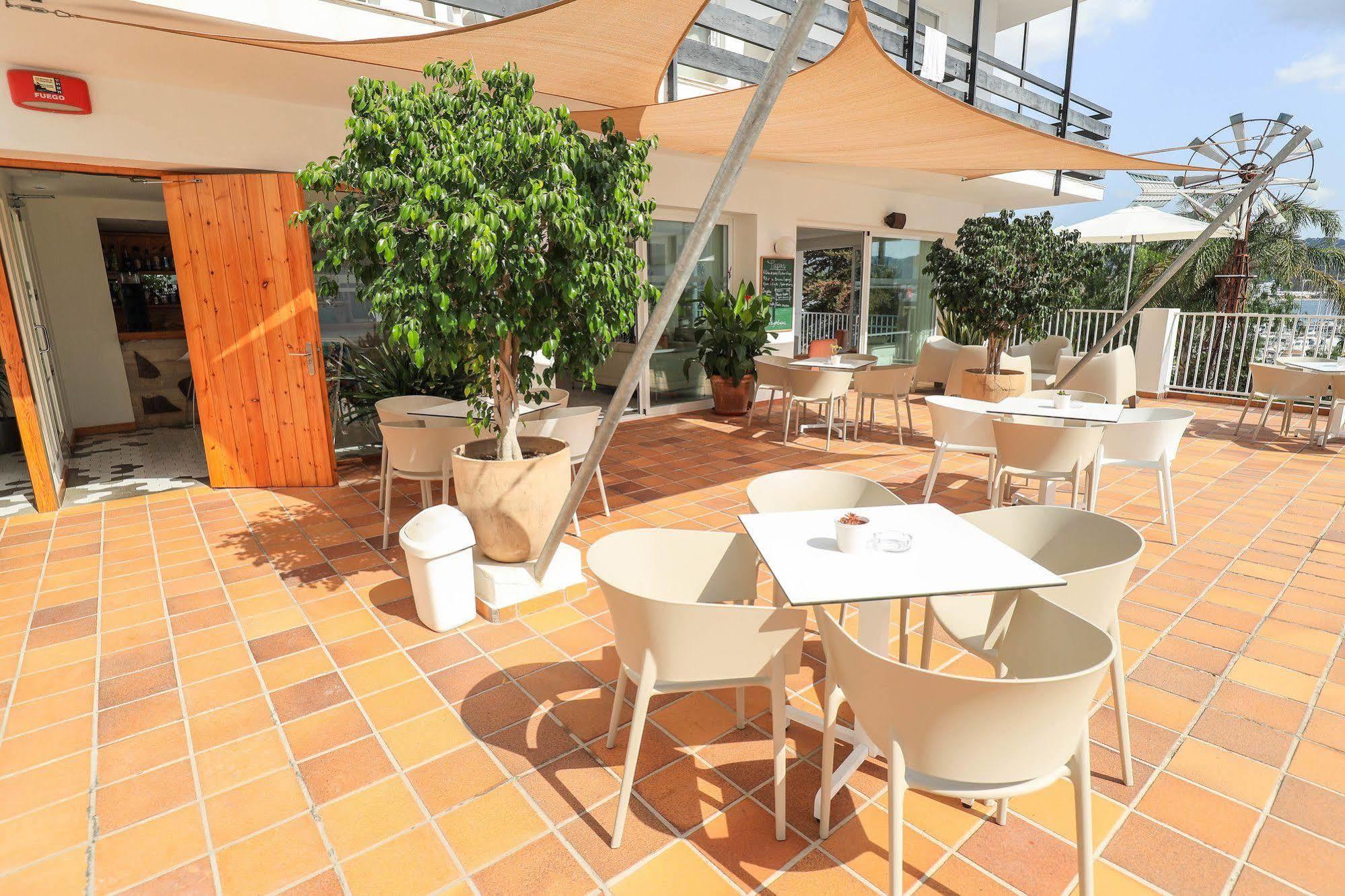 Es Mitjorn Hotel سان أنطونيو المظهر الخارجي الصورة